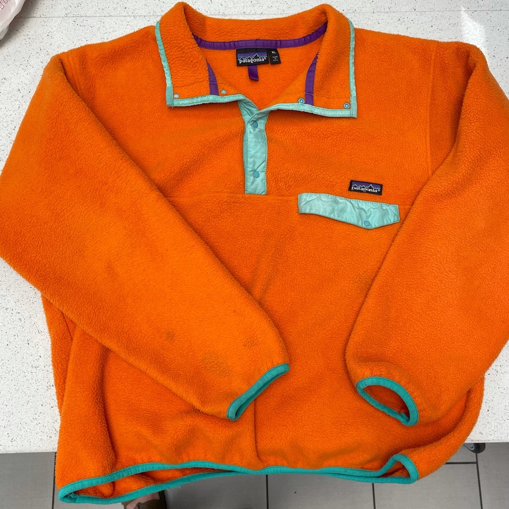 Exclusive Orange Synchilla Pullover Size XL